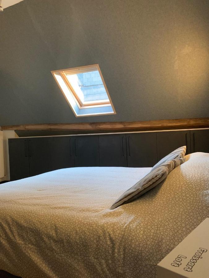 Froissart Loft Et Studio Chimay Eksteriør billede
